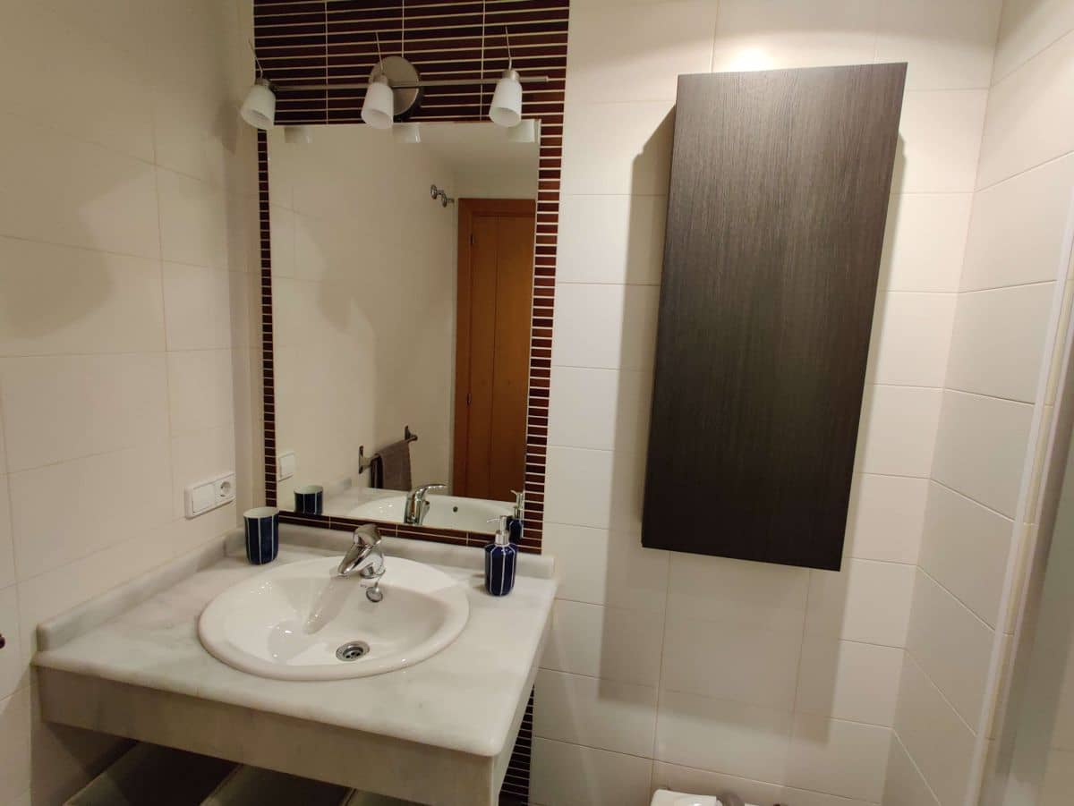 2 bedroom Apartment for rent in Denia with pool garage - € 990 (Ref: 9945066)