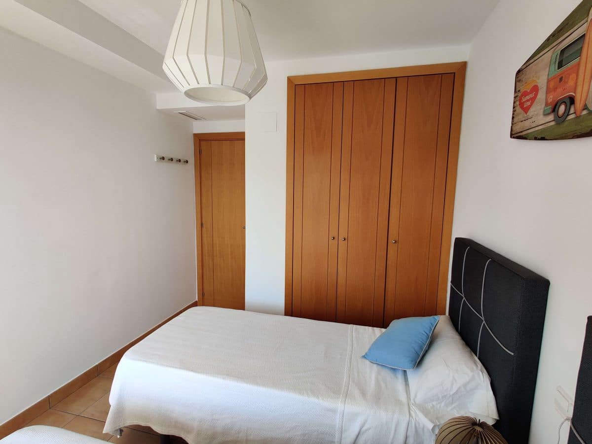 2 bedroom Apartment for rent in Denia with pool garage - € 990 (Ref: 9945066)