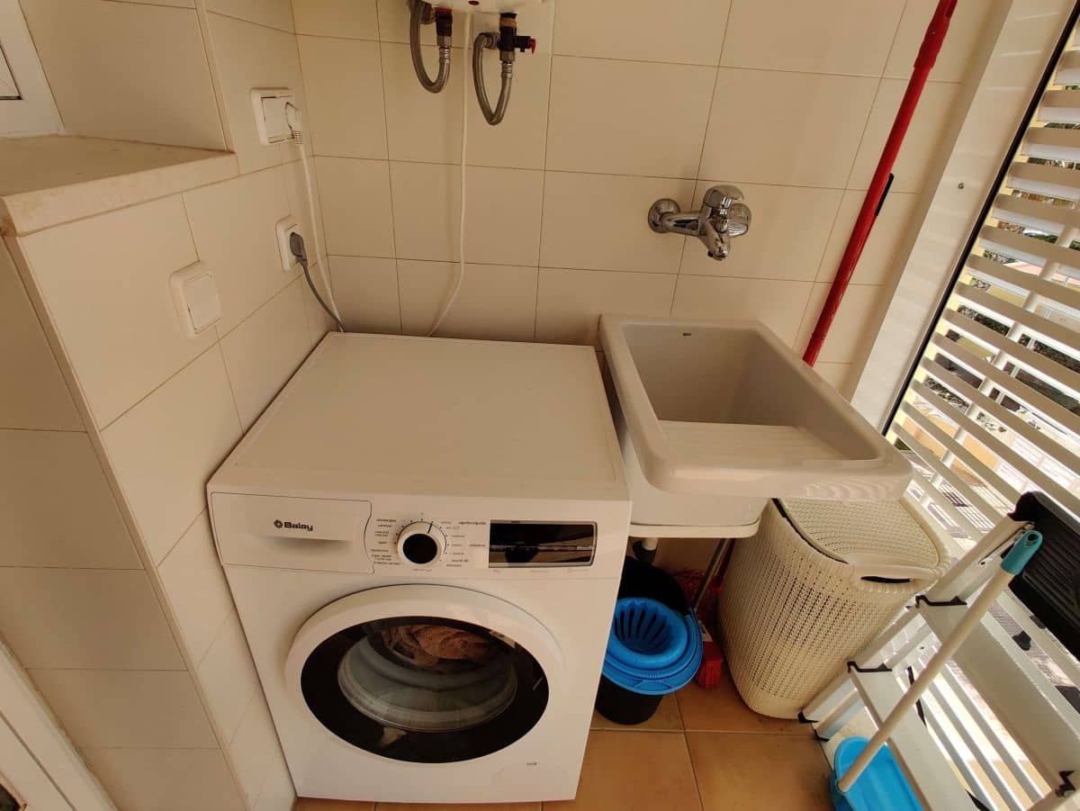 2 bedroom Apartment for rent in Denia with pool garage - € 990 (Ref: 9945066)