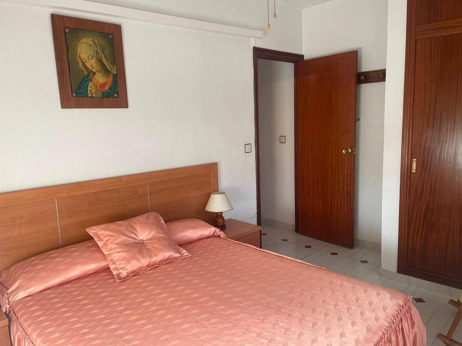 4 bedroom Villa for rent in Los Narejos with garage - € 850 (Ref: 10030690)