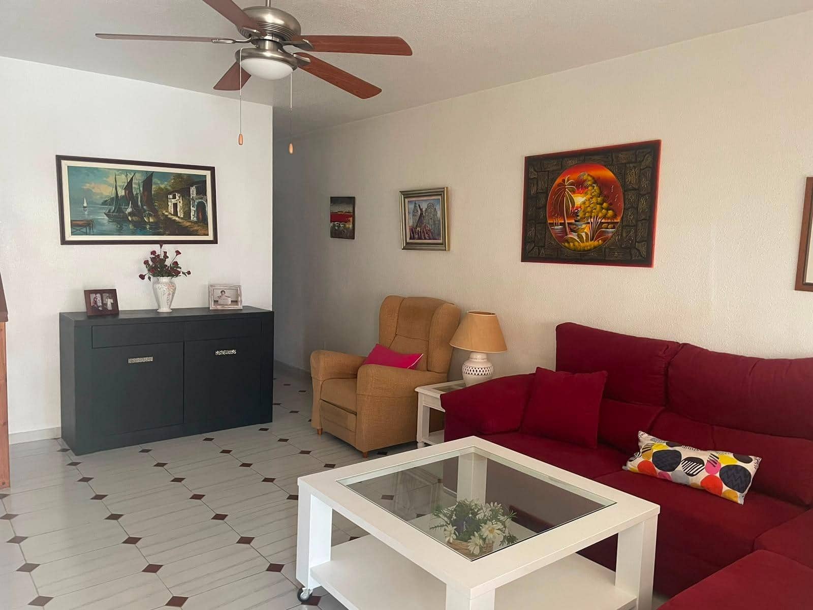 4 bedroom Villa for rent in Los Narejos with garage - € 850 (Ref: 10030690)
