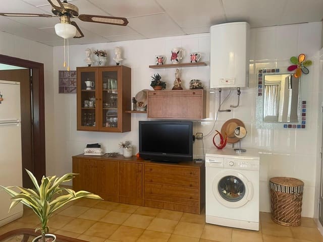 4 soveværelse Villa til leje i Los Narejos, Los Alcázares med garage - € 850 (Ref: 10030690)