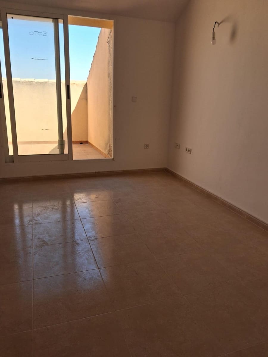 4 chambre Villa/Maison Mitoyenne à vendre à Los Alcazares avec garage - 239 000 € (Ref: 10031745)