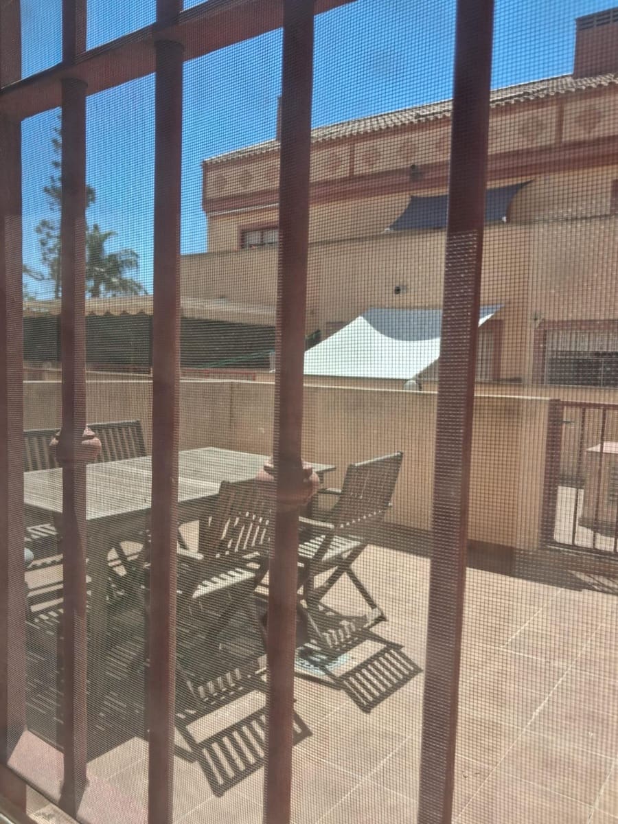 4 chambre Villa/Maison Mitoyenne à vendre à Los Alcazares avec garage - 239 000 € (Ref: 10031745)