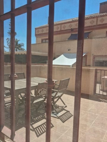 4 bedroom Terraced Villa for sale in Los Alcázares with garage - € 239,000 (Ref: 10031745)