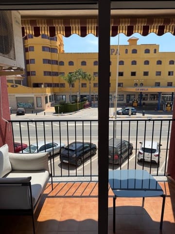 2 makuuhuone Huoneisto vuokrattavana paikassa Los Alcázares mukana uima-altaan - 1 200 € (Ref: 10031746)
