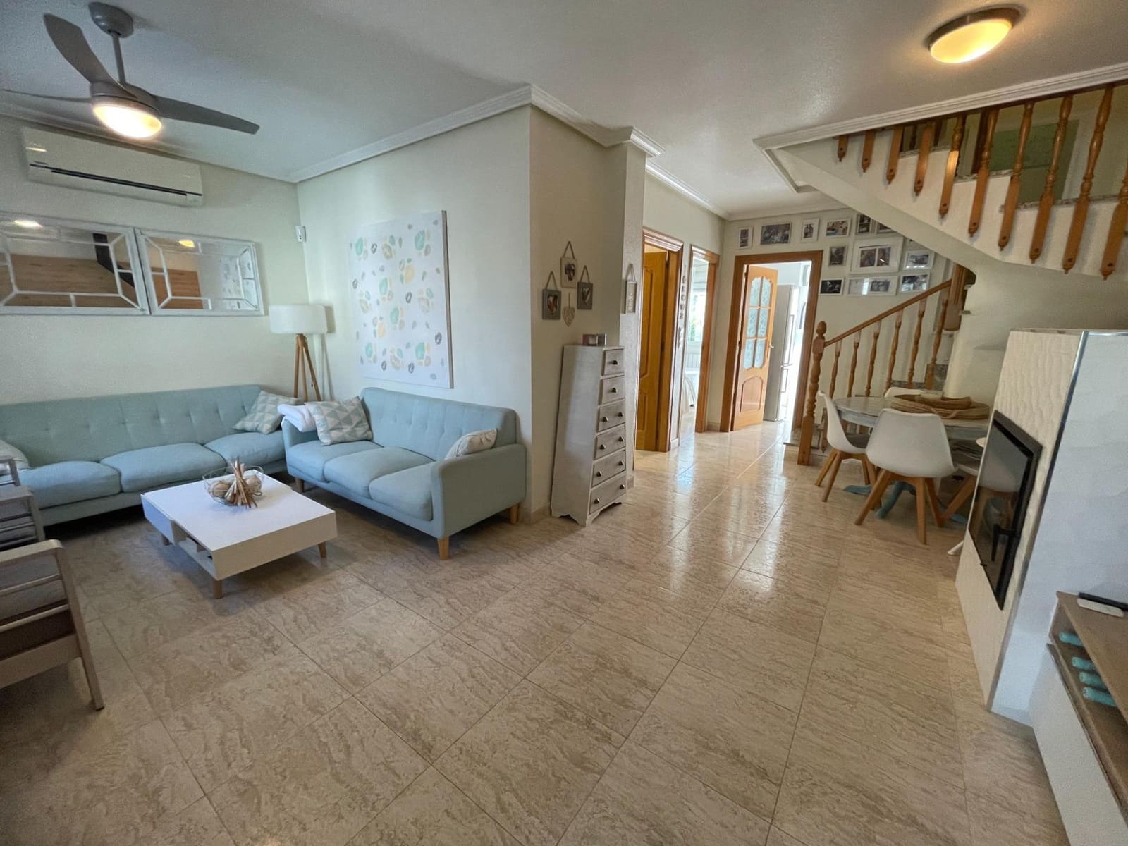 Apartamento de 3 habitaciones en Torre de la Horadada en venta - 355.000 € (Ref: 10090834)