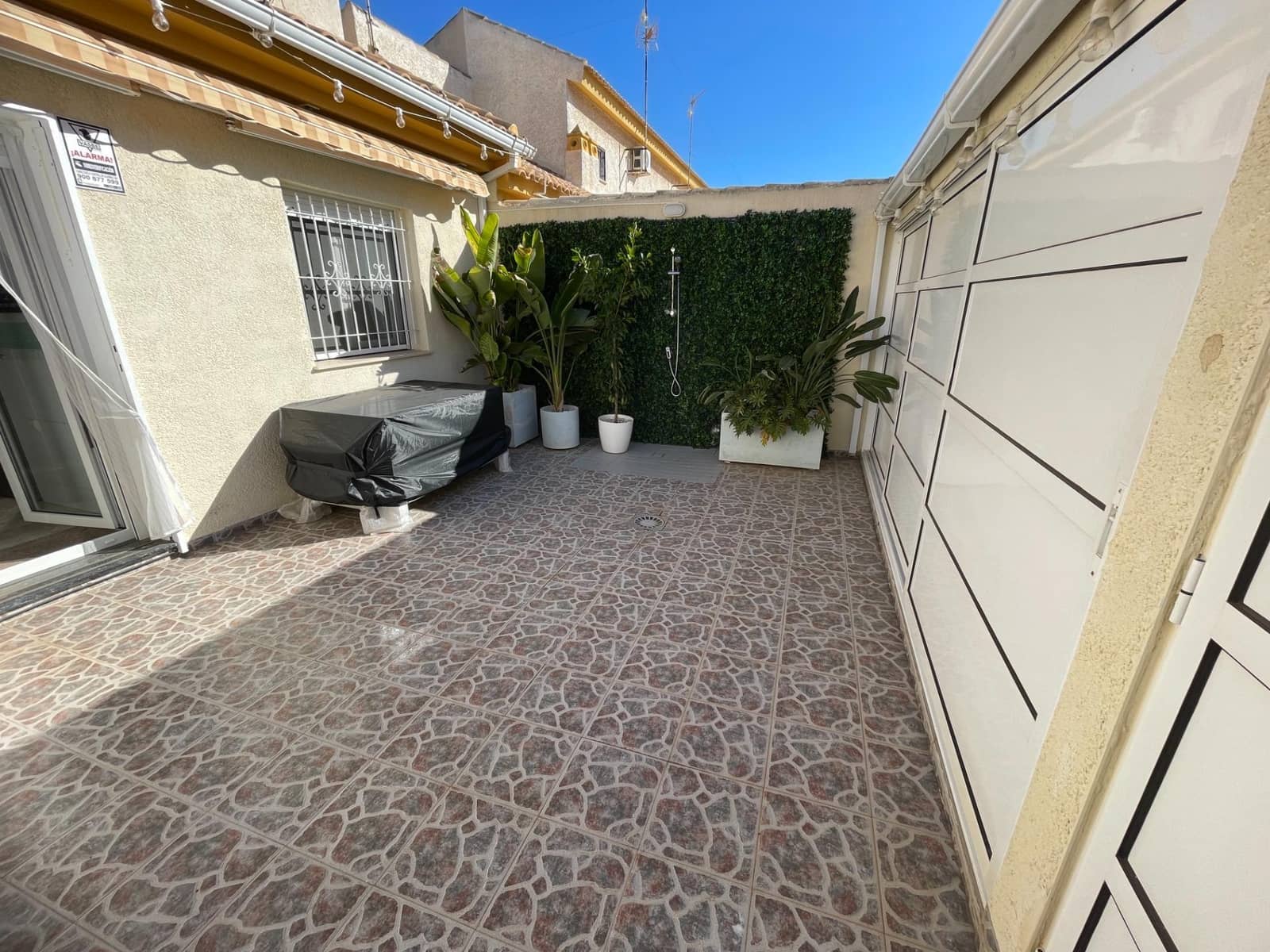 Apartamento de 3 habitaciones en Torre de la Horadada en venta - 355.000 € (Ref: 10090834)