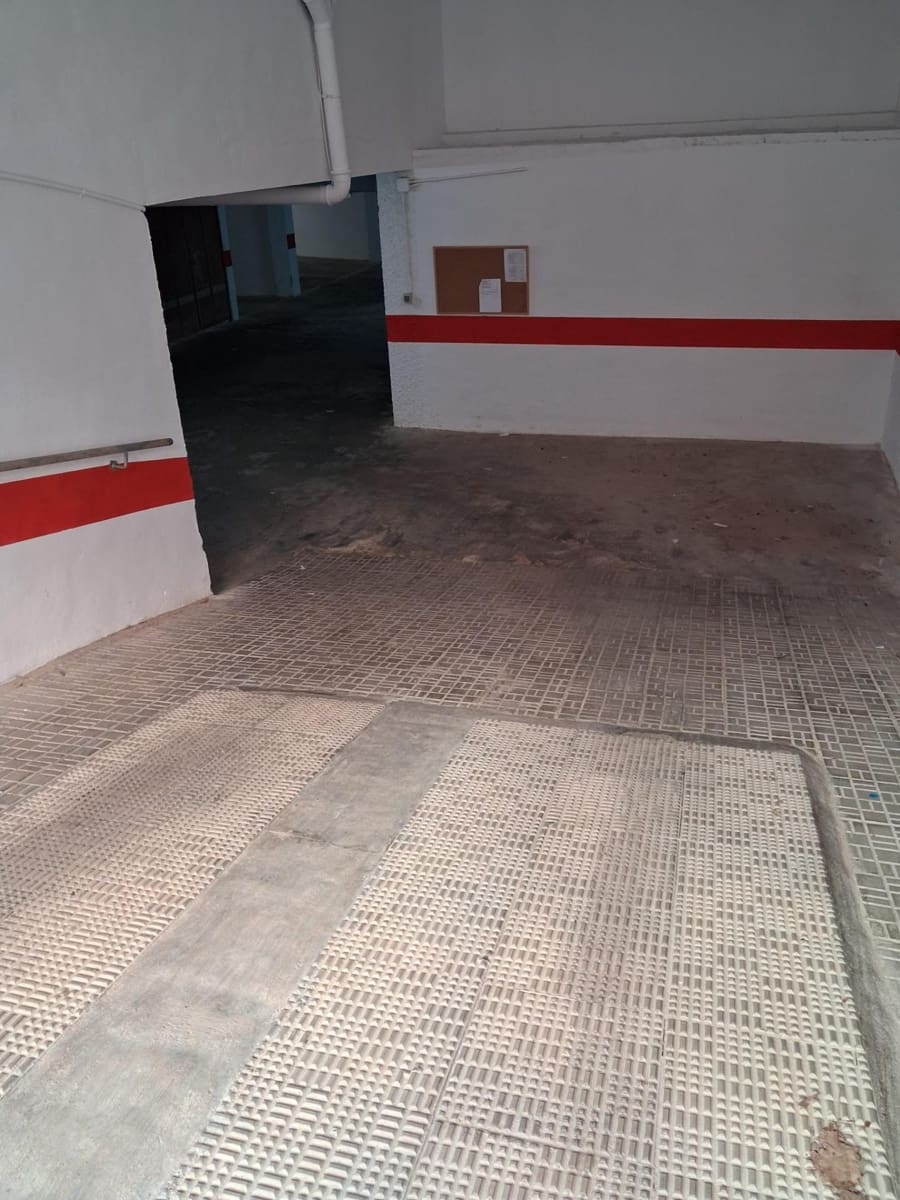 Garage till salu i Los Alcazares - 20 000 € (Ref: 10100336)