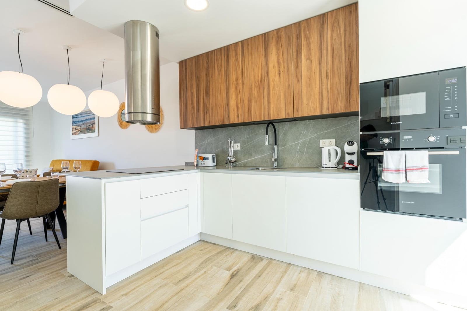 3 sypialnia Willa na sprzedaż w Guardamar del Segura z basenem garażem - 595 000 € (Ref: 10120051)