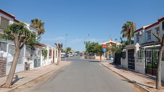 3 soveværelse Bungalow til salg i Los Alcázares - € 115.000 (Ref: 6975096)