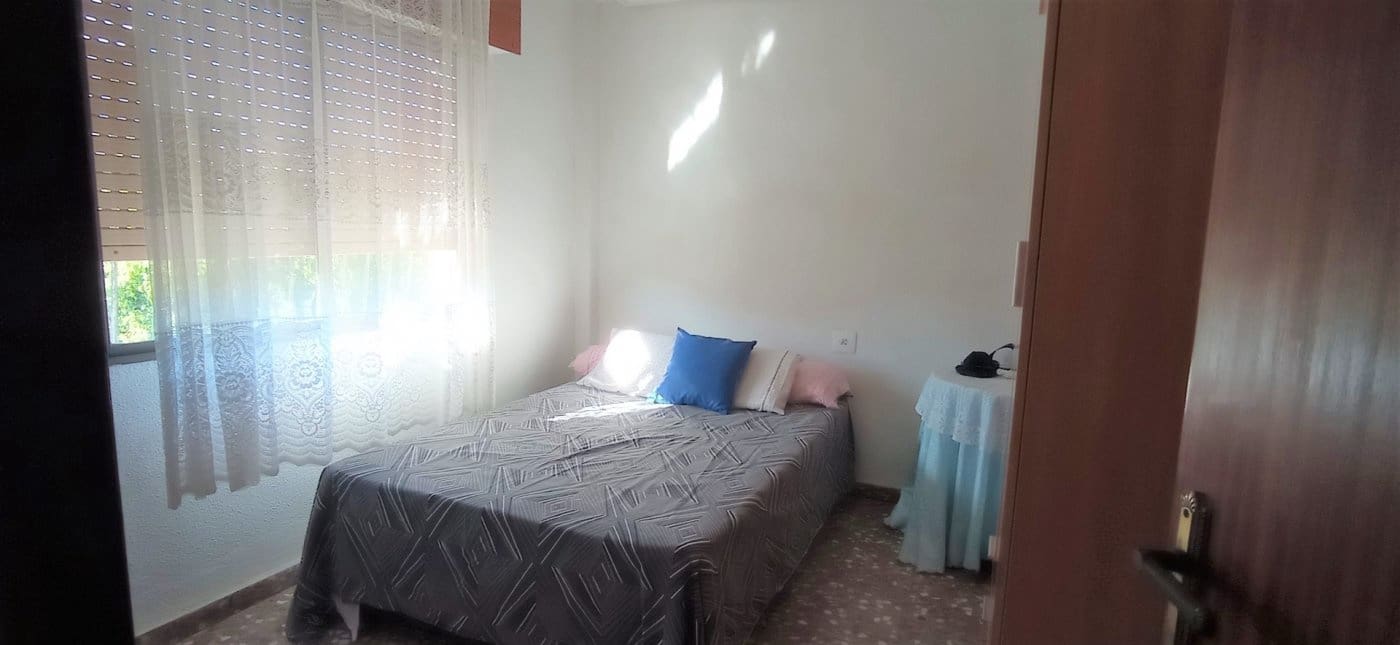 5 bedroom Villa for sale in Los Narejos with garage - € 305,000 (Ref: 7133653)