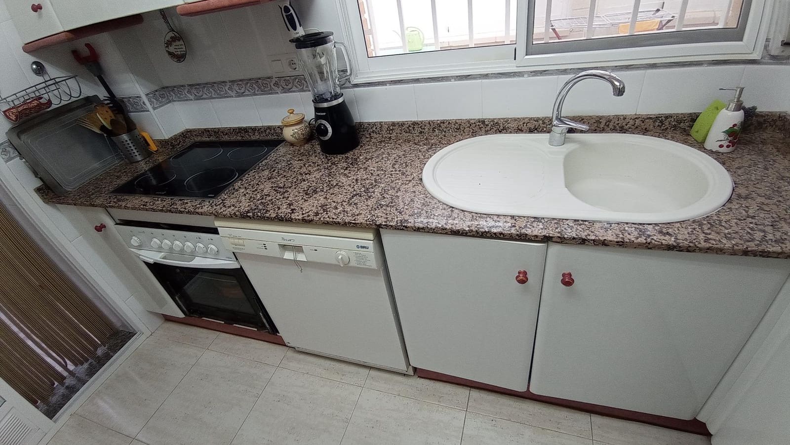 4 soverom Leilighet til leie i Los Narejos med garasje - € 750 (Ref: 7482151)