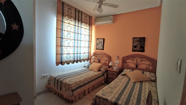 4 soverom Leilighet til leie i Los Narejos, Los Alcázares med garasje - € 750 (Ref: 7482151)