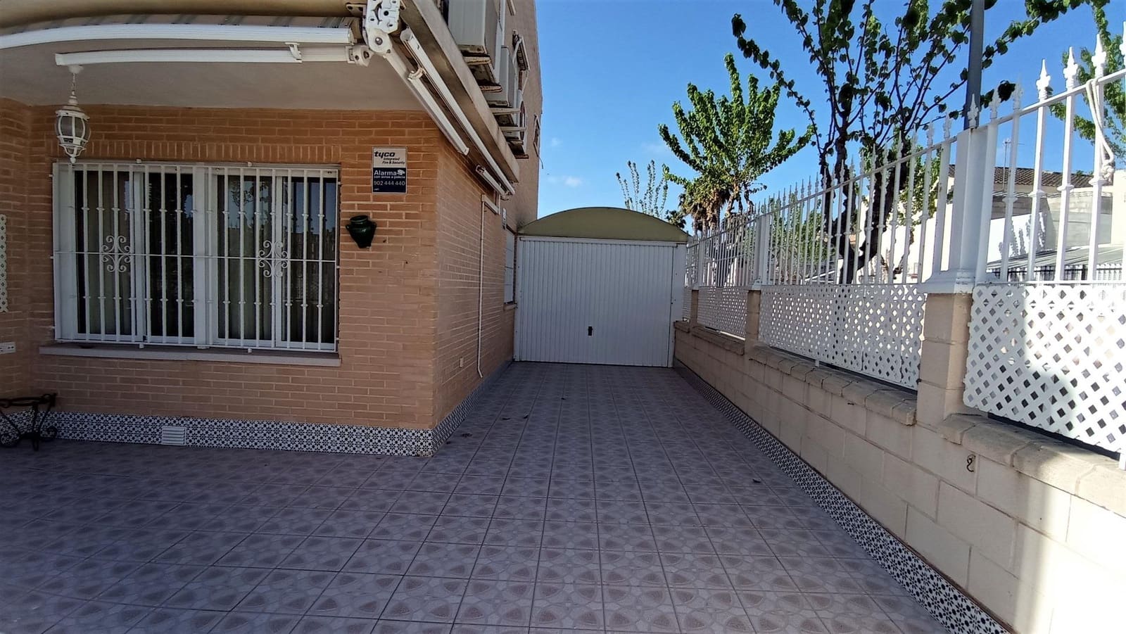 4 soverom Leilighet til leie i Los Narejos med garasje - € 750 (Ref: 7482151)