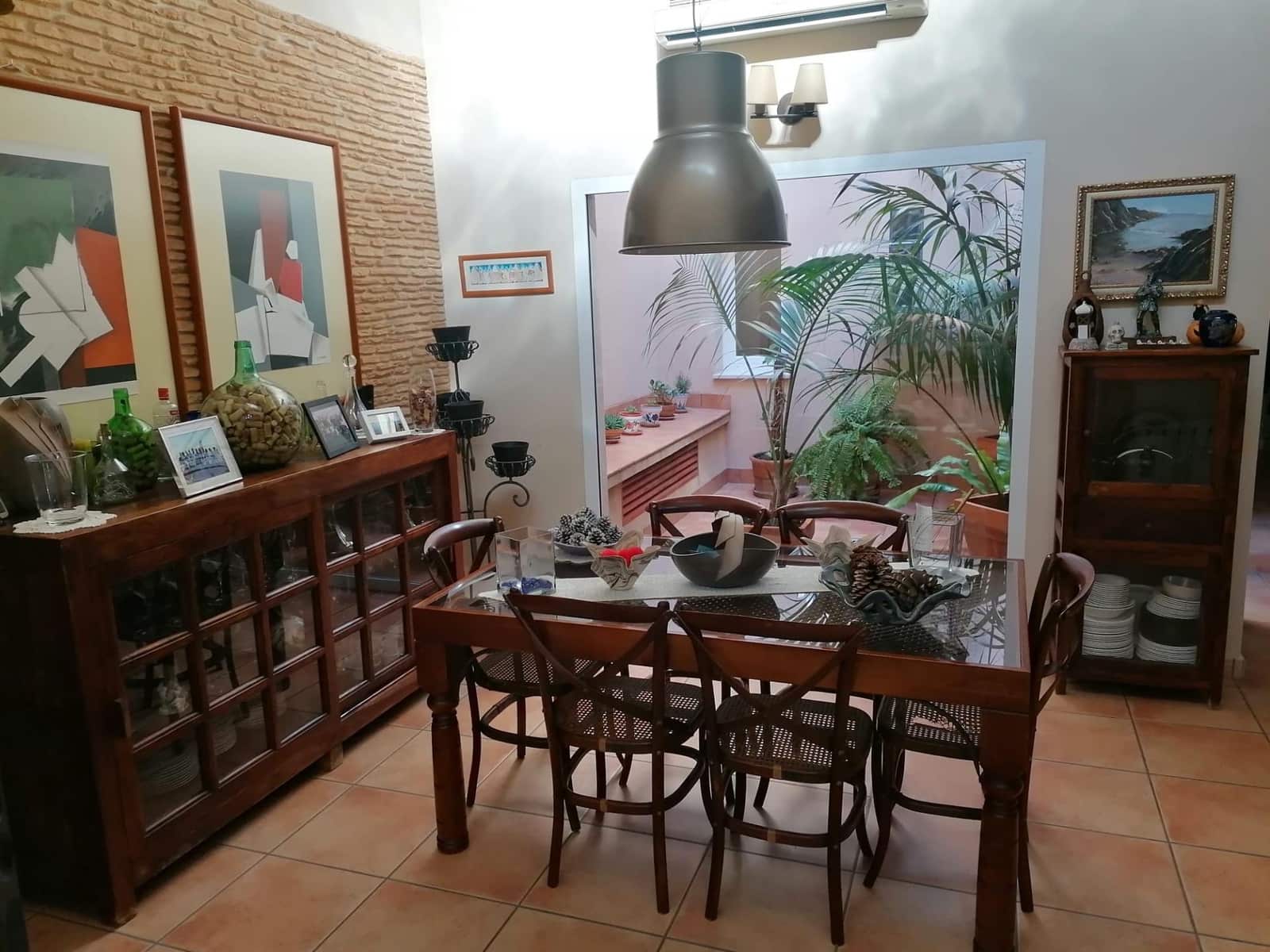 5 bedroom Villa for sale in Los Alcazares with pool garage - € 625,000 (Ref: 7604390)