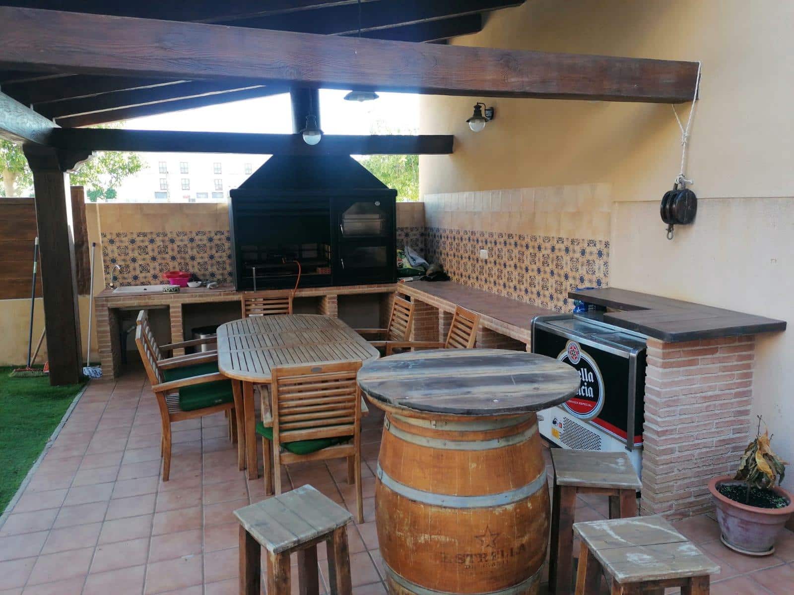 5 bedroom Villa for sale in Los Alcazares with pool garage - € 625,000 (Ref: 7604390)