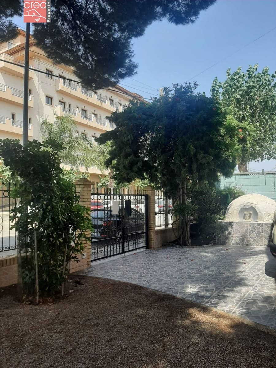 Chalet de 4 habitaciones en Los Narejos en venta - 416.800 € (Ref: 7756711)