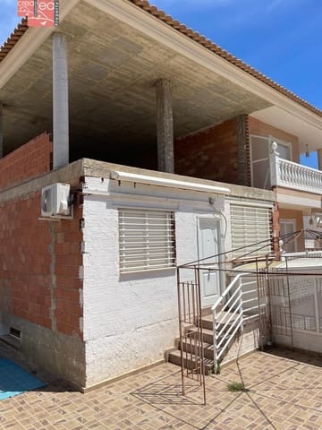 4 bedroom Apartment for sale in Los Narejos, Los Alcázares - € 182,000 (Ref: 8289475)