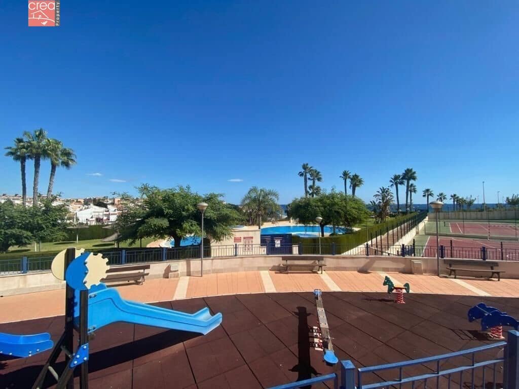 2 soveværelse Penthouse til salg i Pilar de la Horadada med garage - € 339.900 (Ref: 8980260)