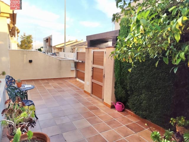 4 bedroom Villa for sale in Torre-Pacheco with garage - € 365,000 (Ref: 8988658)