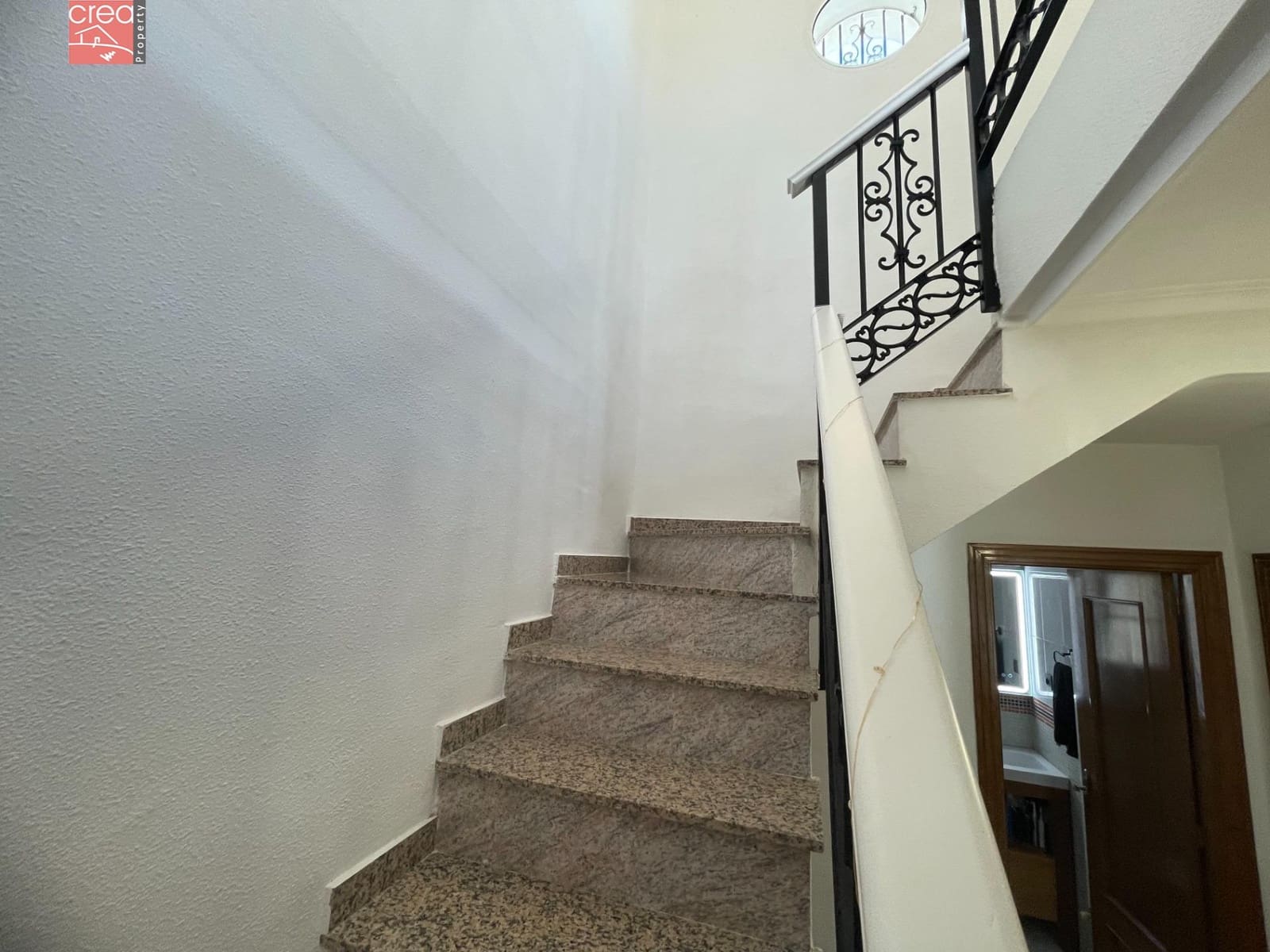 3 makuuhuone Rivitalo myytävänä paikassa Orihuela Costa mukana uima-altaan - 269 900 € (Ref: 9081692)