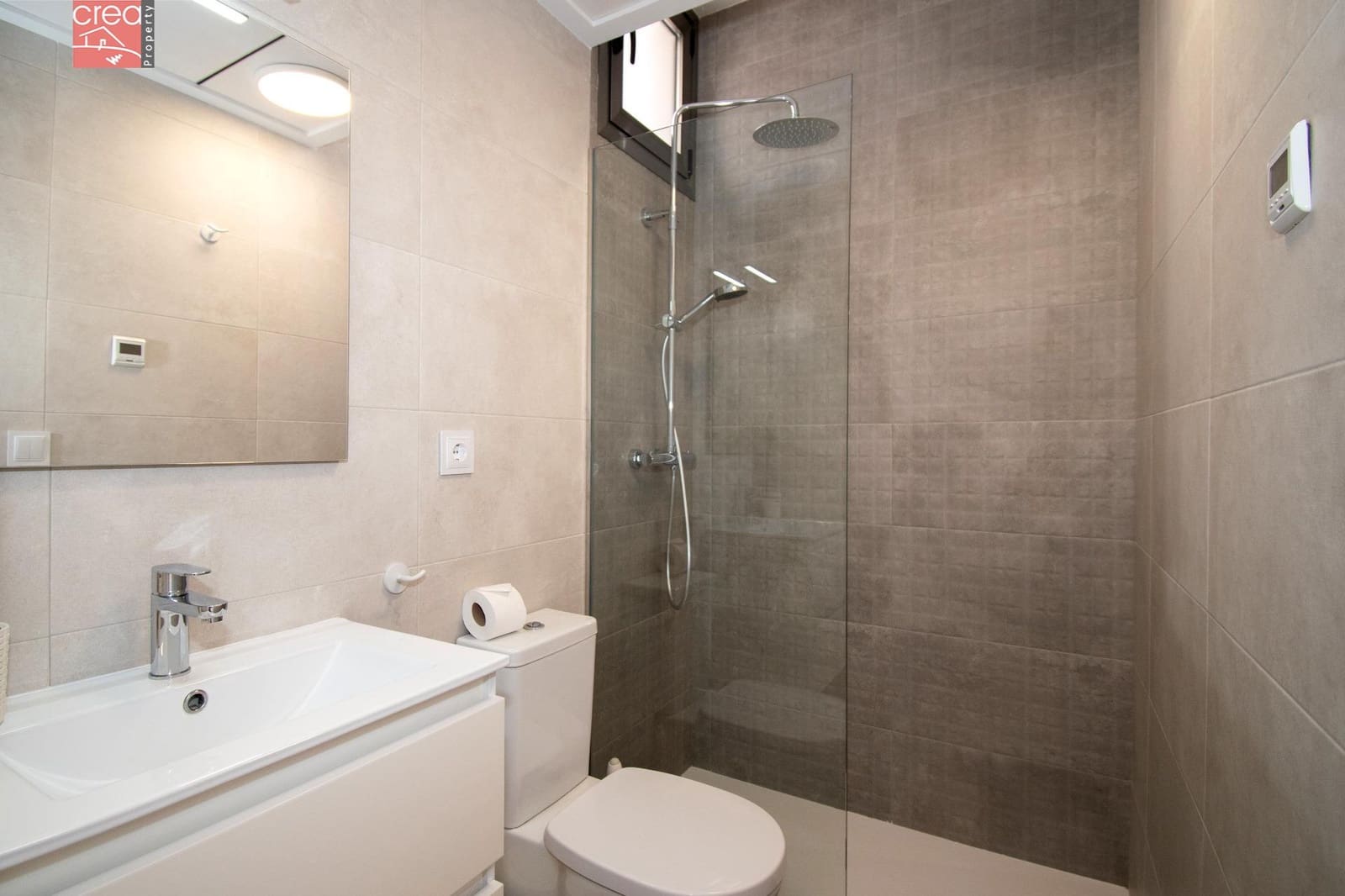 5 quarto Moradia para venda em Villamartin com piscina garagem - 579 900 € (Ref: 9081693)