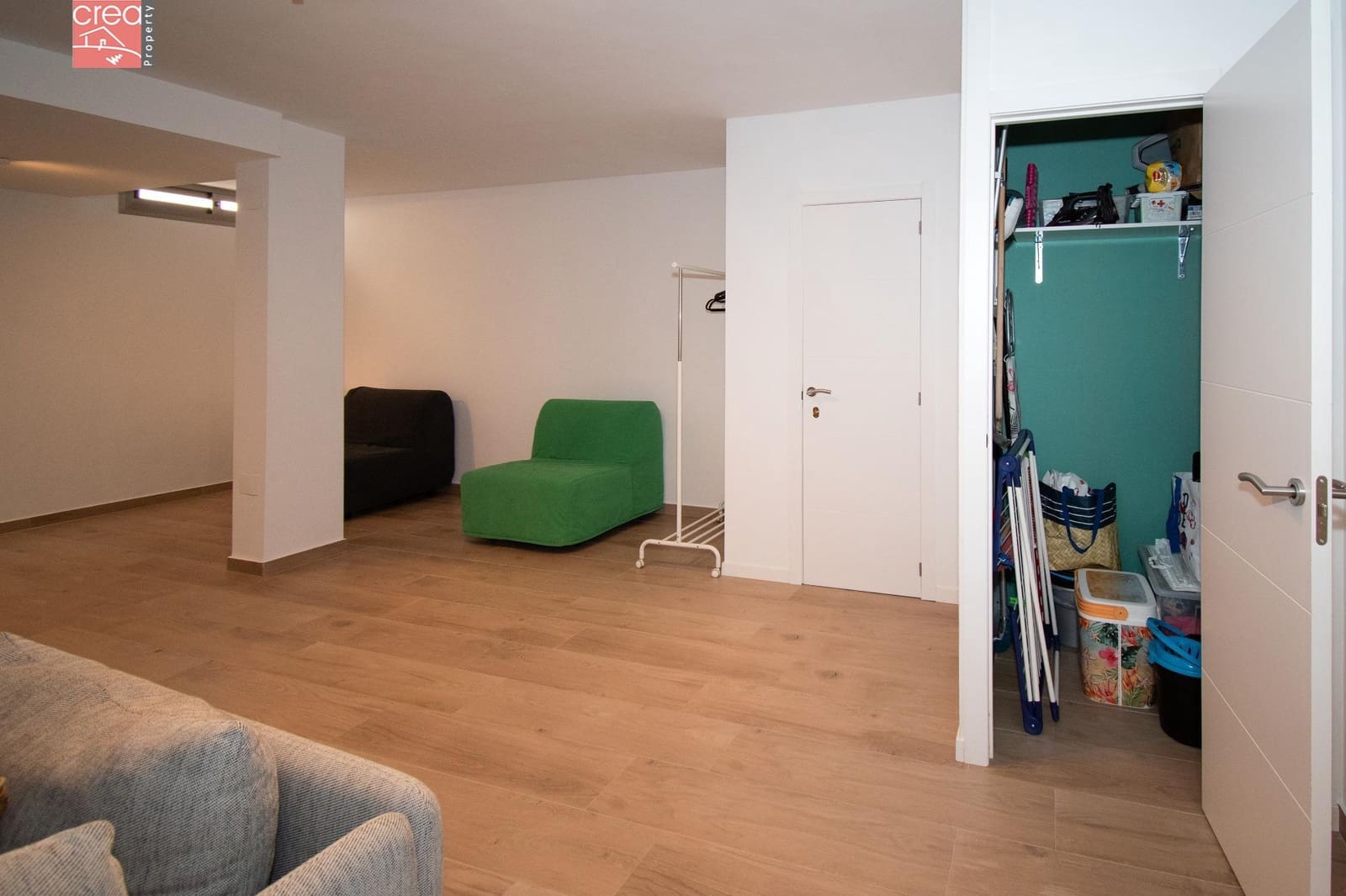 5 quarto Moradia para venda em Villamartin com piscina garagem - 579 900 € (Ref: 9081693)