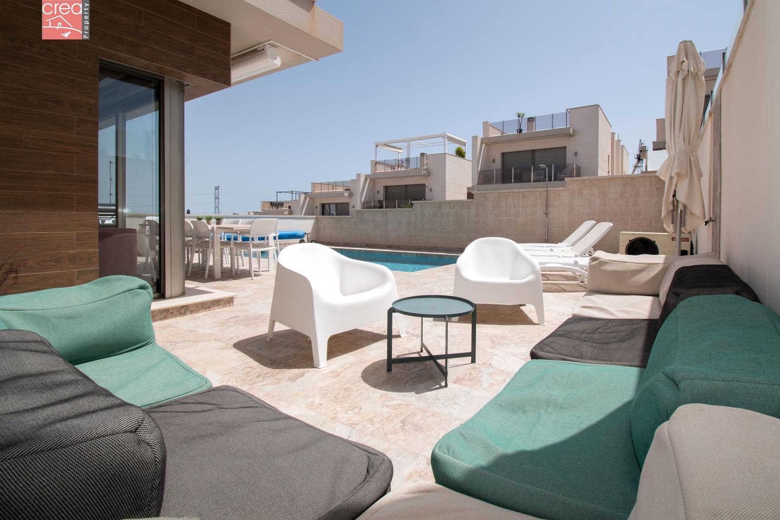 5 quarto Moradia para venda em Villamartin com piscina garagem - 579 900 € (Ref: 9081693)