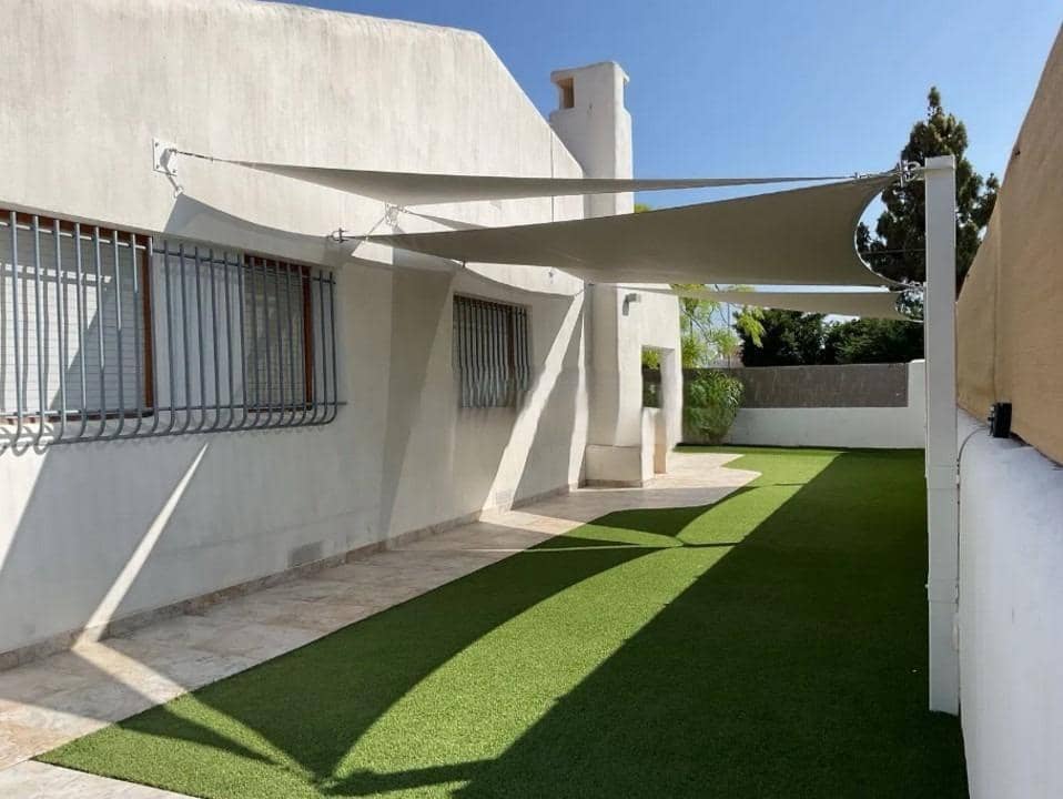 5 makuuhuone Huvila myytävänä paikassa Santiago de la Ribera mukana 
autotalli - 565 000 € (Ref: 9236666)