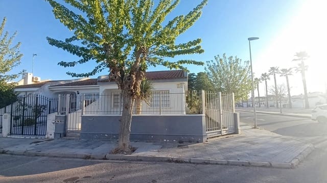 3 sovrum Bungalow till salu i Los Narejos - Punta Calera, Los Alcázares med garage - 210 000 € (Ref: 9269934)
