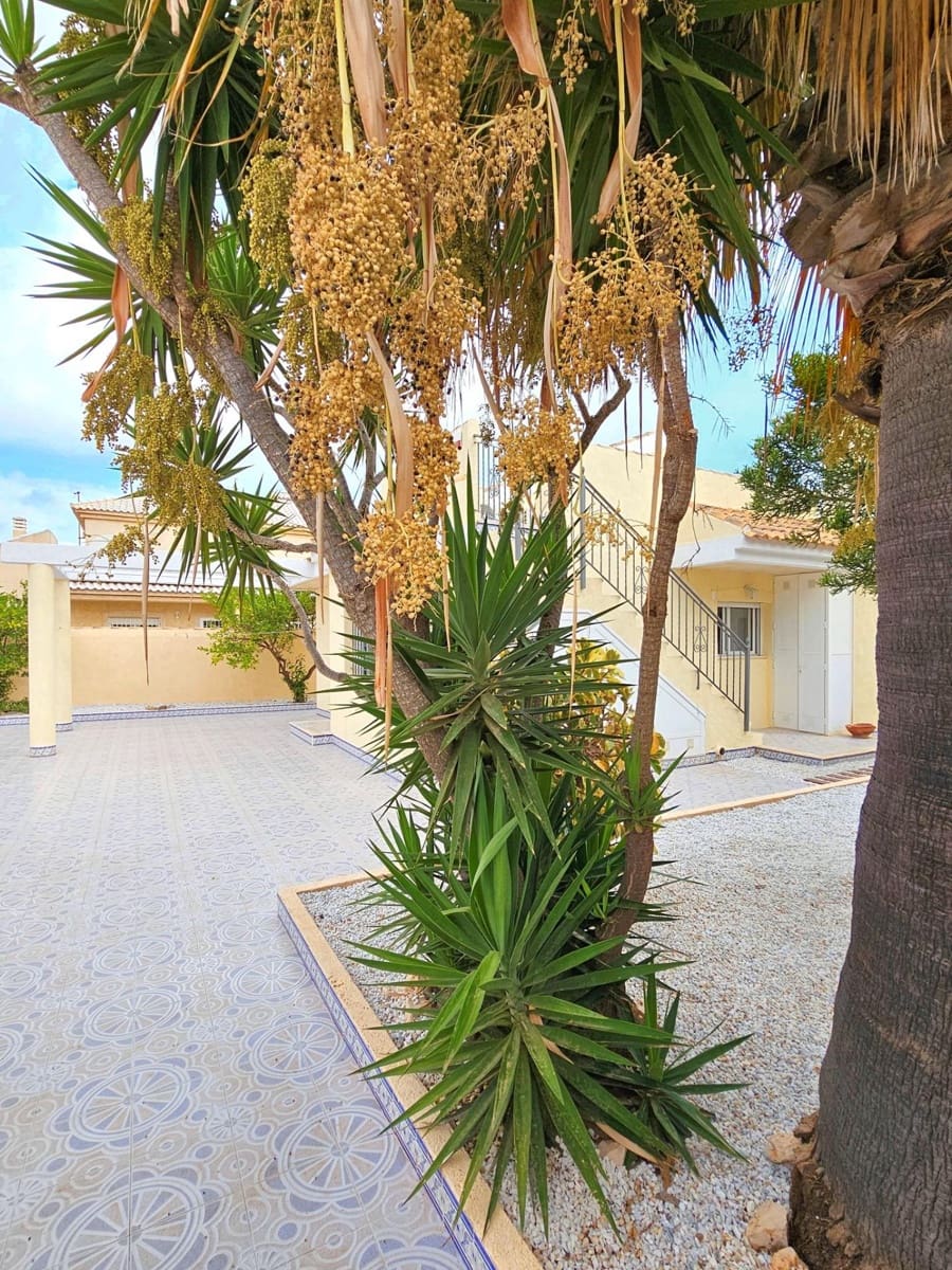 4 Zimmer Villa zu verkaufen in Los Urrutias mit Garage - 549.000 € (Ref: 9311052)