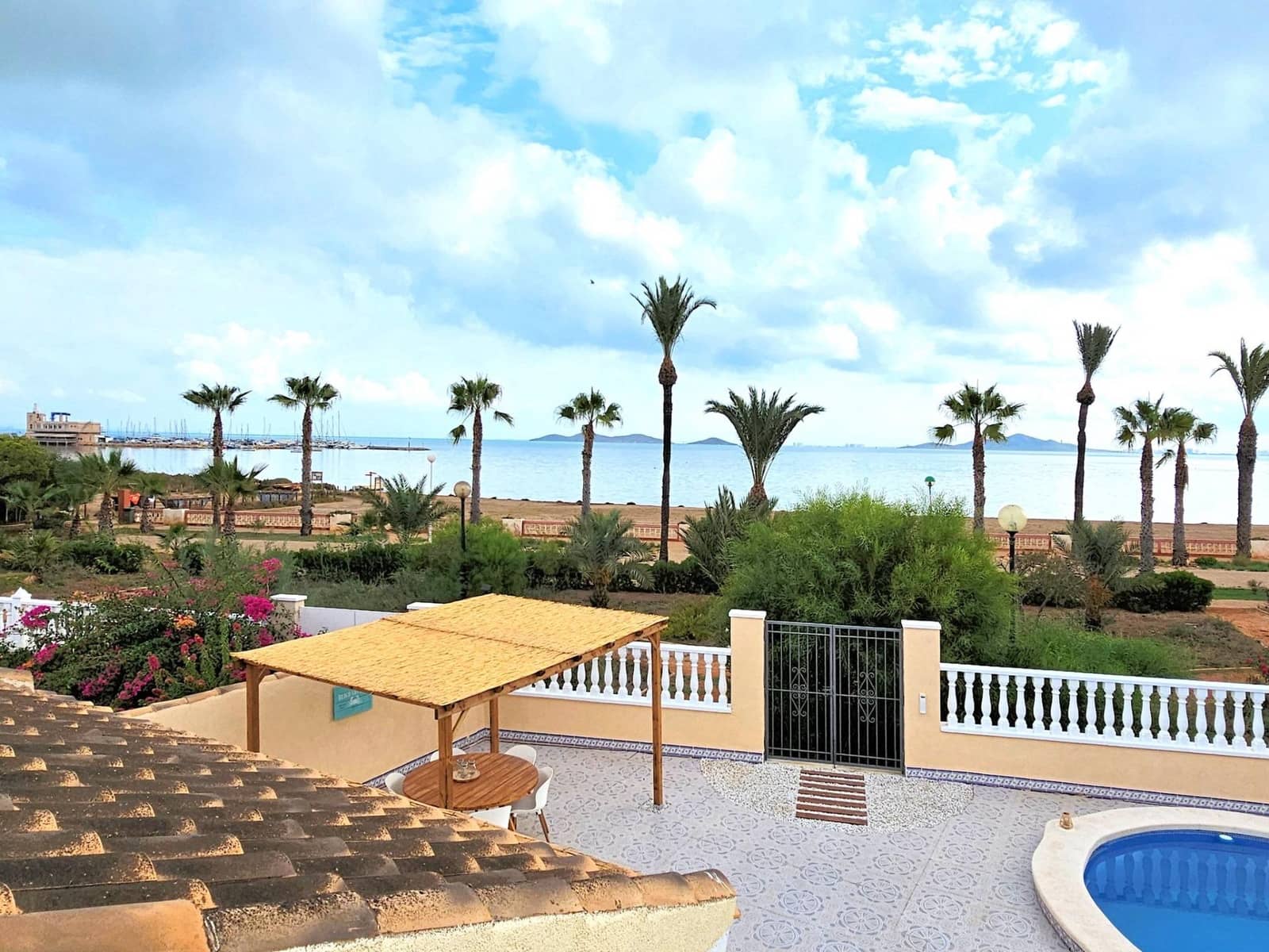 4 Zimmer Villa zu verkaufen in Los Urrutias mit Garage - 549.000 € (Ref: 9311052)