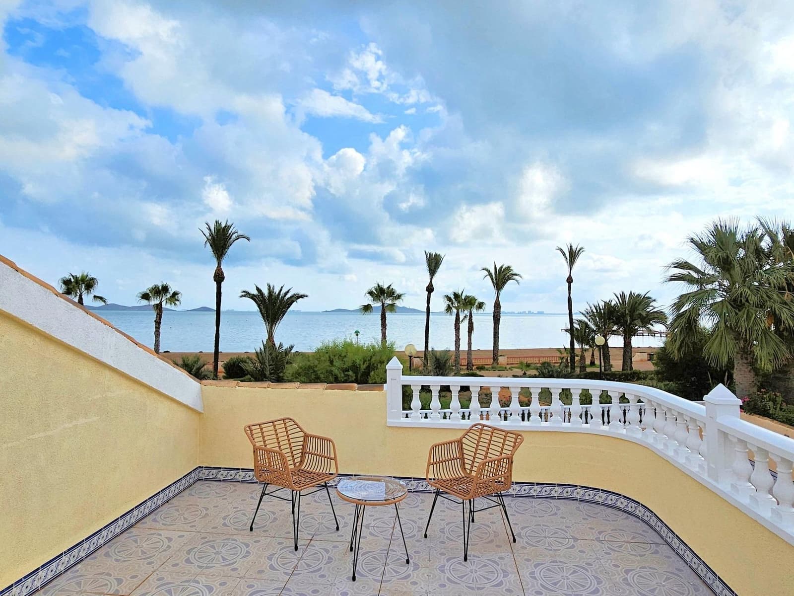 4 Zimmer Villa zu verkaufen in Los Urrutias mit Garage - 549.000 € (Ref: 9311052)