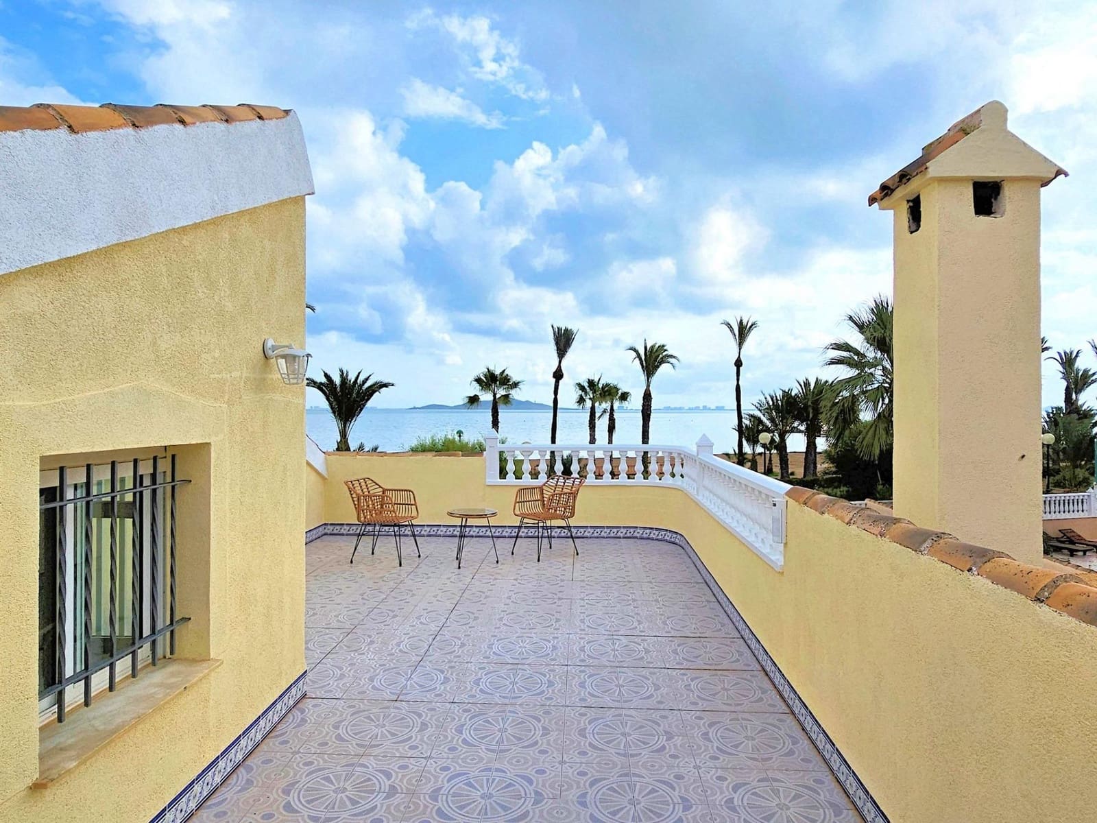 4 Zimmer Villa zu verkaufen in Los Urrutias mit Garage - 549.000 € (Ref: 9311052)