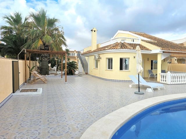 4 Zimmer Villa zu verkaufen in Los Urrutias, Cartagena mit Garage - 549.000 € (Ref: 9311052)
