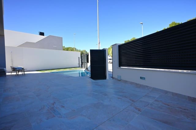 3 Zimmer Villa zu verkaufen in Pinar de Campoverde, Pilar de la Horadada mit Garage - 431.500 € (Ref: 9376739)