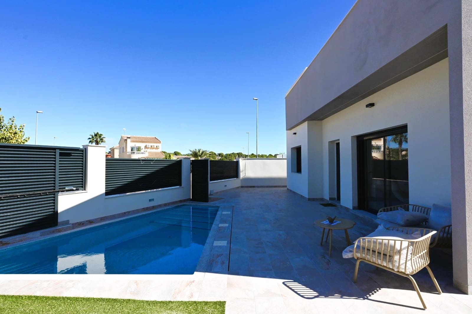 3 Zimmer Villa zu verkaufen in Pinar de Campoverde mit Garage - 431.500 € (Ref: 9376739)