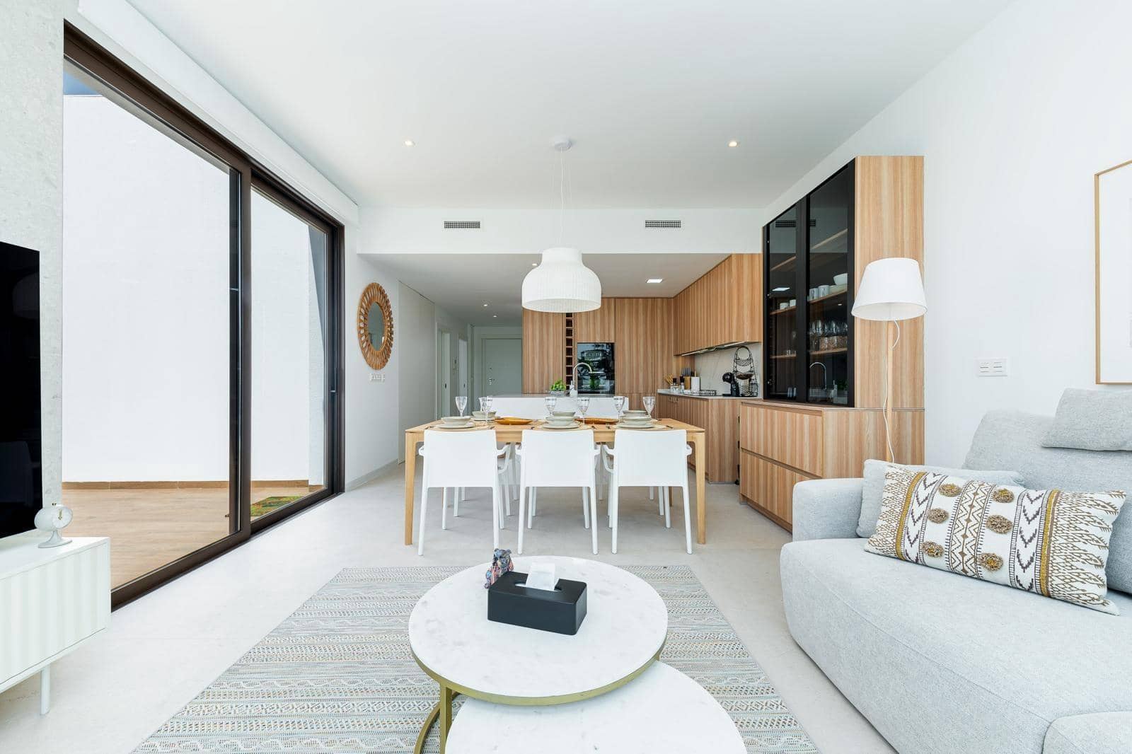 3 bedroom Flat for sale in Los Alcazares with garage - € 710,000 (Ref: 9376740)