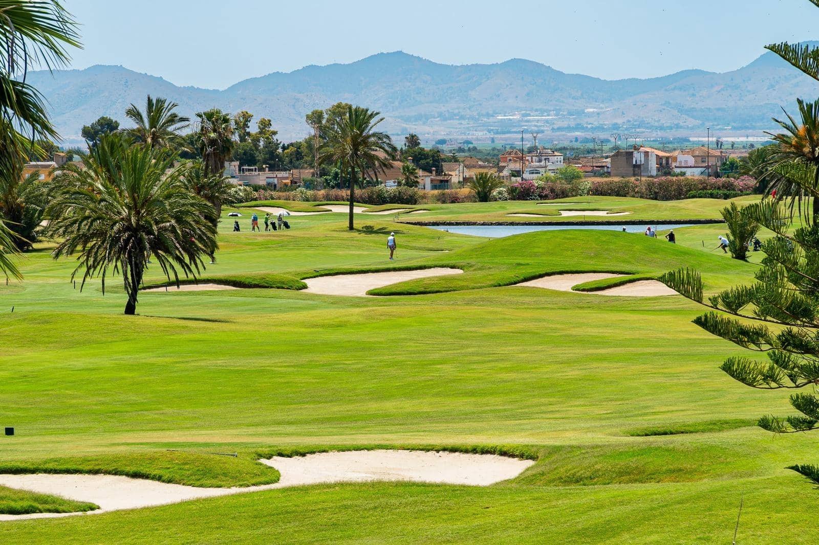 3 bedroom Flat for sale in Los Alcazares with garage - € 710,000 (Ref: 9376740)