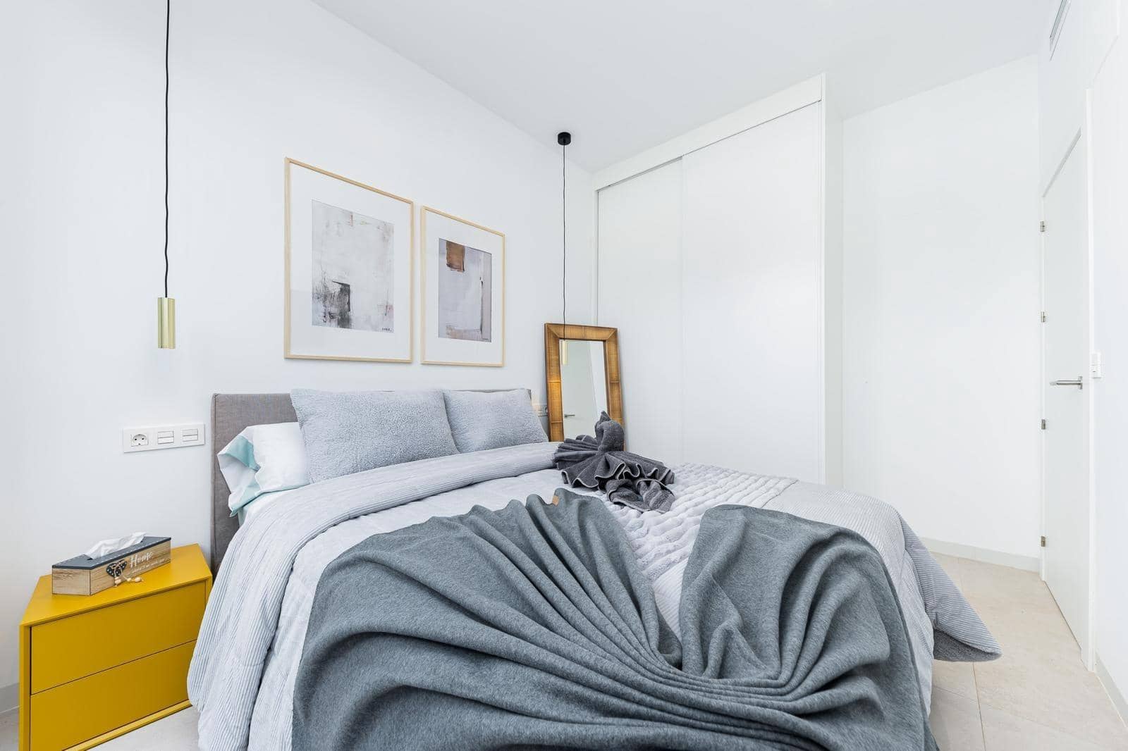 3 bedroom Flat for sale in Los Alcazares with garage - € 710,000 (Ref: 9376740)