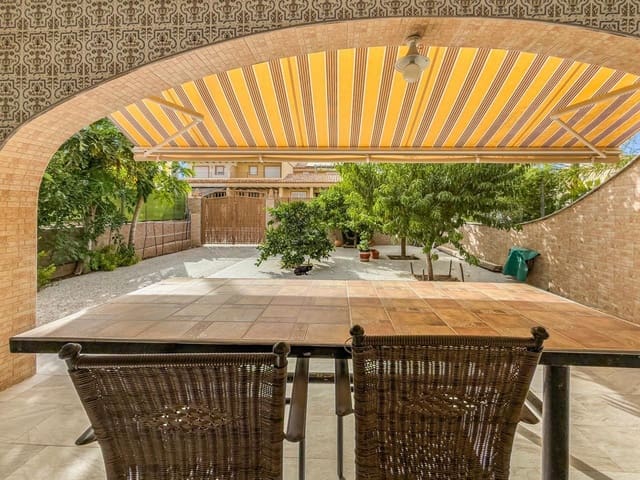 4 slaapkamer Villa te koop in Los Narejos, Los Alcázares - € 225.000 (Ref: 9406573)