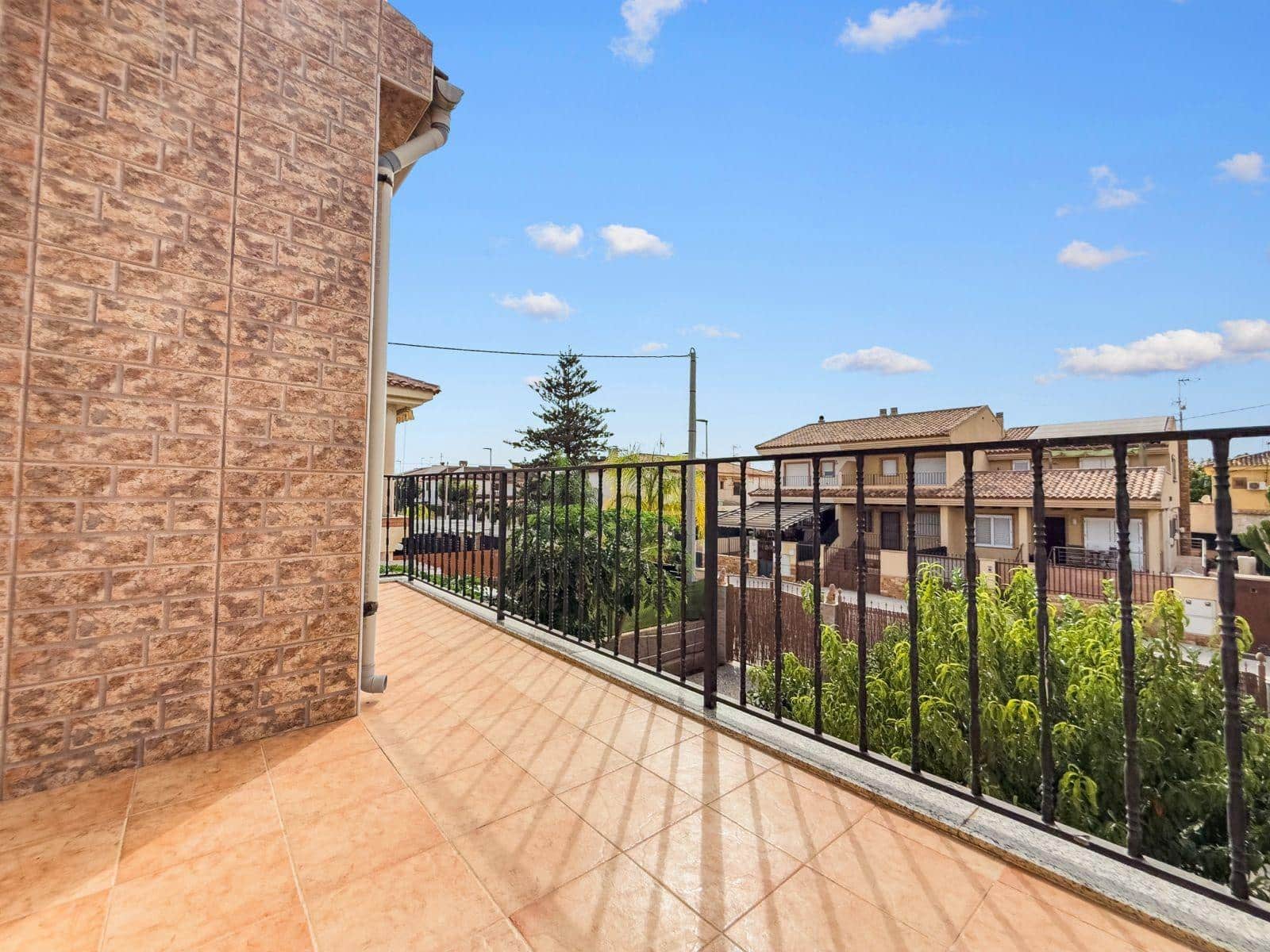 4 slaapkamer Villa te koop in Los Narejos - € 225.000 (Ref: 9406573)