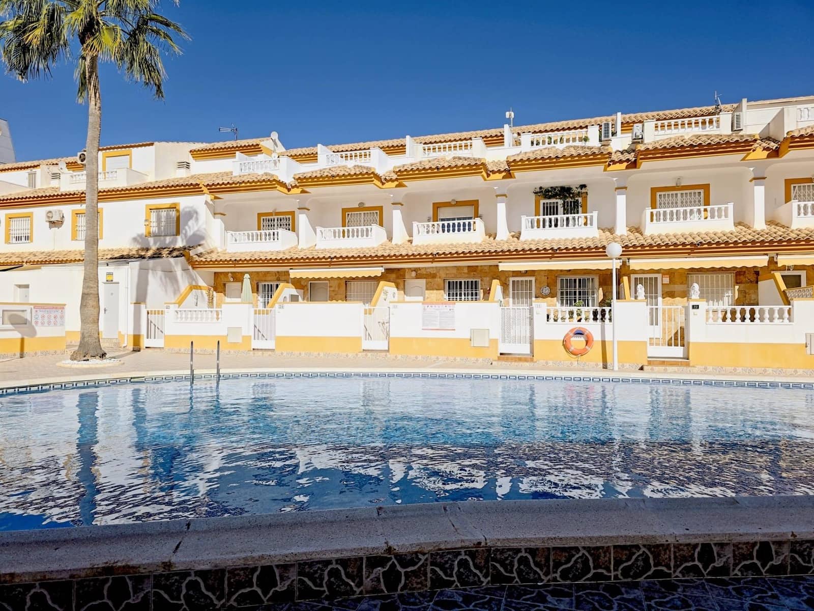 3 quarto Moradia em Banda para venda em Los Alcazares - 230 000 € (Ref: 9456478)