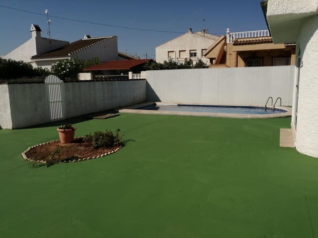 2 makuuhuone Huvila myytävänä paikassa Los Narejos, Los Alcázares mukana 
autotalli - 650 000 € (Ref: 9470963)