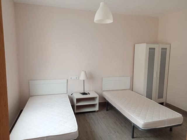 Apartamento de 2 habitaciones en Centro, Los Alcázares en venta - 159.900 € (Ref: 9476230)