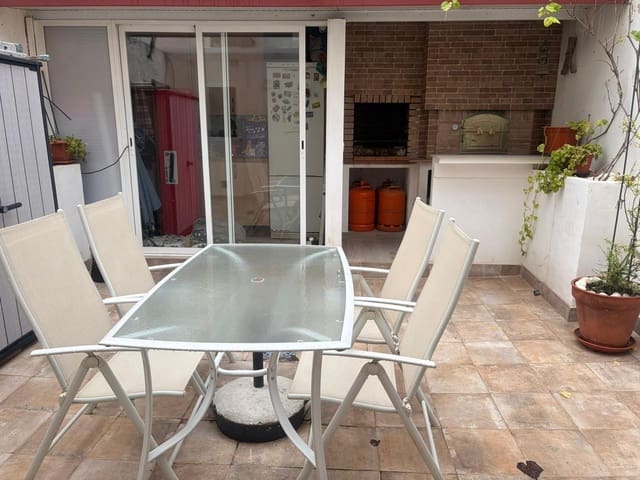 4 bedroom Apartment for sale in Los Alcázares - € 250,000 (Ref: 9502574)