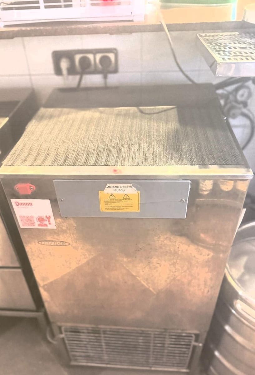 Commercial for rent in San Cayetano - € 750 (Ref: 9524479)