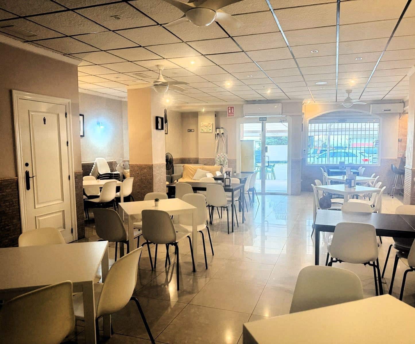 Commercial for rent in San Cayetano - € 750 (Ref: 9524479)