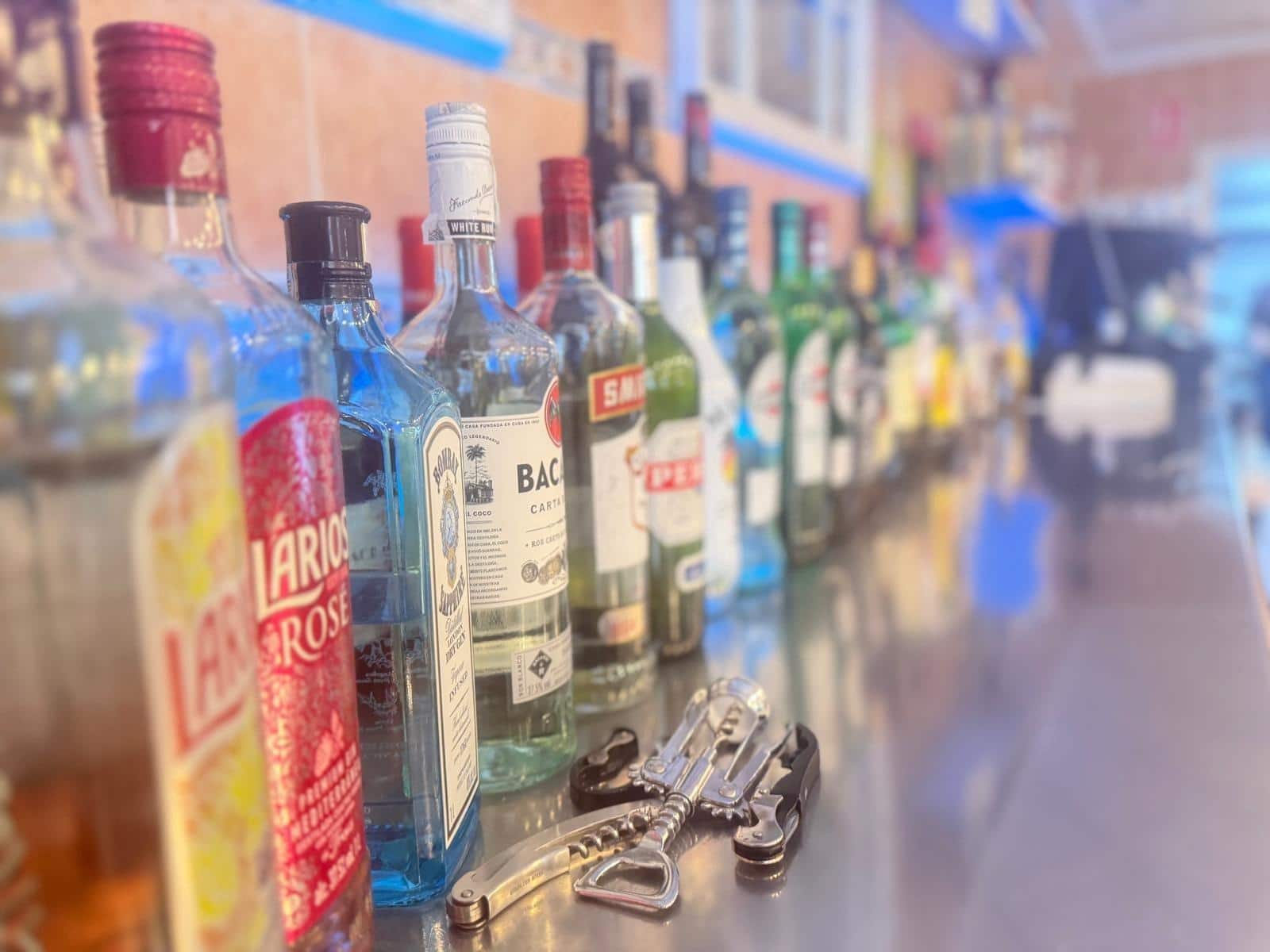 Commercial for rent in San Cayetano - € 750 (Ref: 9524479)